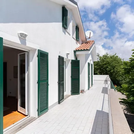 Βίλα Agata House
